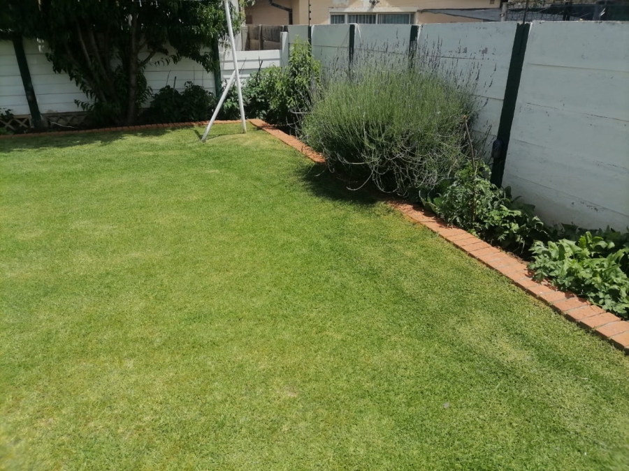 8 Bedroom Property for Sale in Bedelia Free State